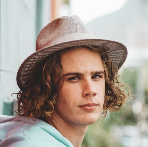 Man in wide-brim hat